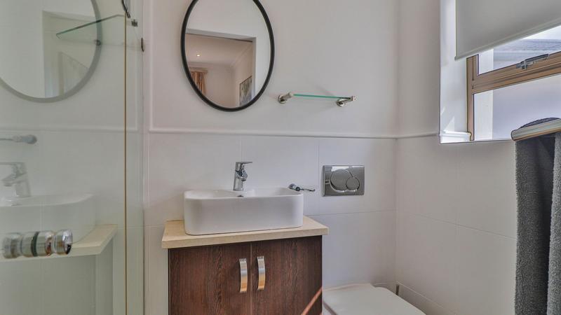 To Let 6 Bedroom Property for Rent in Pinnacle Point Golf Estate Western Cape